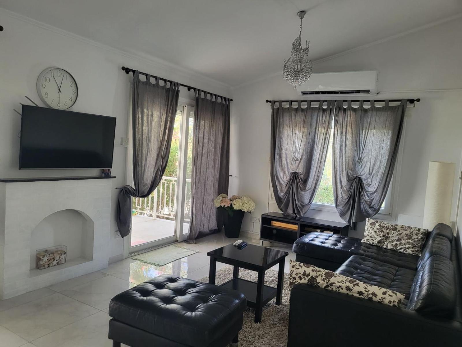 Villa Neyla Four Bedroom Coral Bay Beach Front Kültér fotó