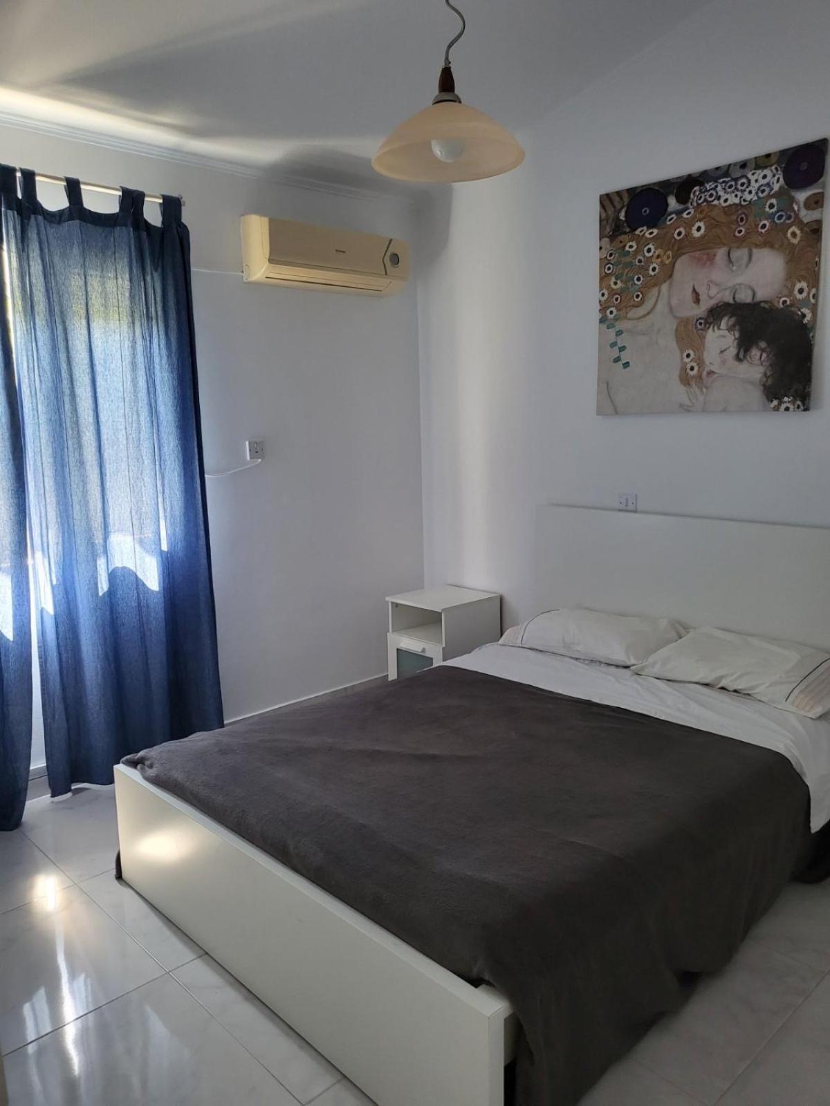 Villa Neyla Four Bedroom Coral Bay Beach Front Kültér fotó